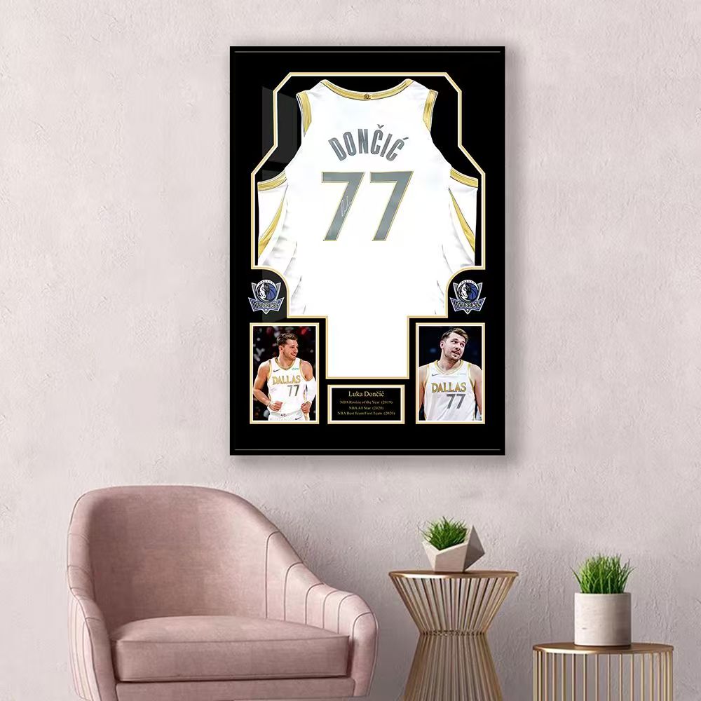 Luka Dončić Wall Art